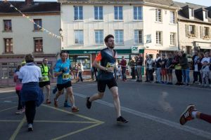 IMG_8353 Y'a une jambe qui traine. A qui.jpg